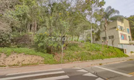 Terreno residencial e comercial localizado no bairro garcia.