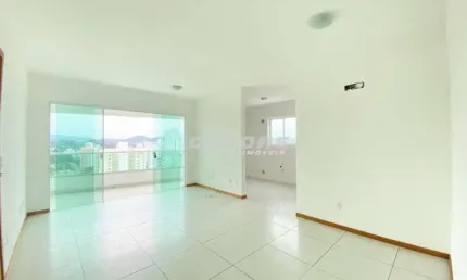 Excelente apartamento com vista privilegiada em andar alto!
