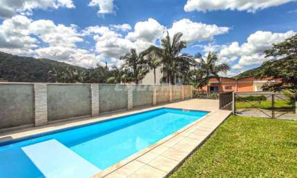 Casa com 4 quartos à venda no Progresso, Blumenau 