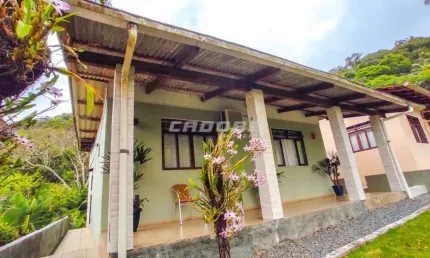 Casa com 3 quartos à venda no Glória, Blumenau 