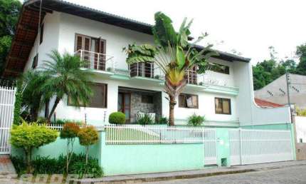 Casa com 4 quartos à venda no Garcia, Blumenau 