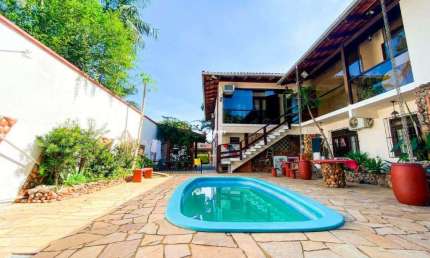 Casa com 3 quartos para alugar no Garcia, Blumenau 