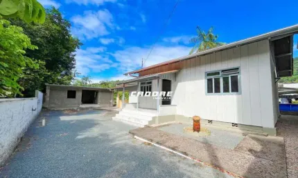 Casa com 3 quartos à venda no Valparaíso, Blumenau 
