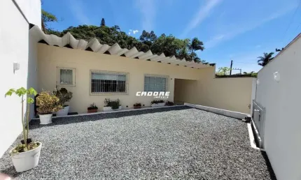 Casa em Região Central: Oportunidade Apta para Financiamento I Cadore Imóveis