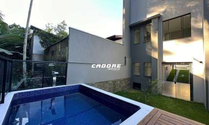 Casa com 3 quartos à venda em Água Verde, Blumenau 