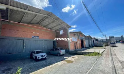 Galpão de aproximadamente 350m² no bairro itoupavazinha