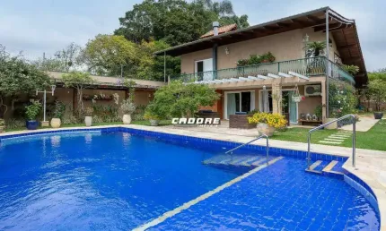 Casa no Bairro Ponta Aguda – Conforto e Sofisticação em Cada Detalhe | Cadore Imóveis