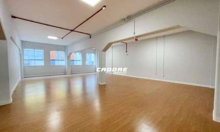 Sala comercial no Centro da Blumenau I Cadore Imóveis.