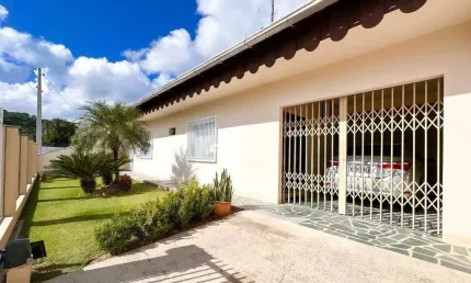 Casa No Bairro Garcia com 4 Dormitórios e Área de Festas com Churrasqueira ! | Cadore Imóveis