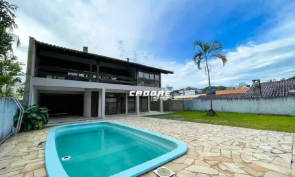 Excelente Casa para locação no bairro Garcia I Cadore Imóveis