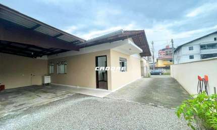 Casa para locação no bairro Garcia I Cadore Imóveis
