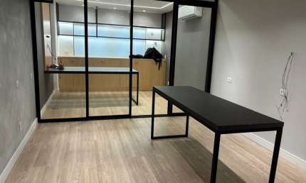 CEO Corporate - sala semi-mobiliada - locação - Península