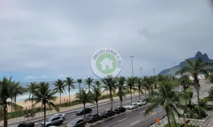 Excelente oportunidade, para morar no melhor lugar do Rio, em frente a Praia de IPANEMA