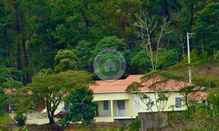 Imperdível! Casa à venda em São José dos Campos-SP, 3 quartos, 3 suítes, 2 salas, 3 banheiros, 3 vagas, 350m² no Torrão de Ouro.