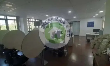 AMPLO ANDAR COMERCIAL COM 126 M2, 6 SALAS, 6 VAGAS EM SÃO CRISTÓVÃO