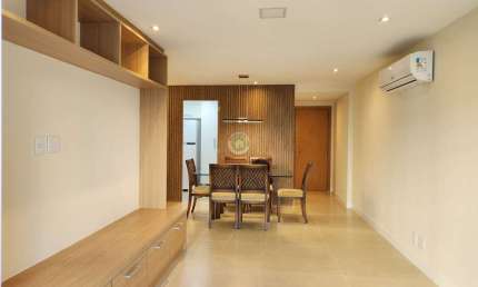 Imóvel exclusivo na Barra da Tijuca: Apartamento de 3 quartos com 115m², suíte e 2 vagas de garagem no Rio de Janeiro-RJ.