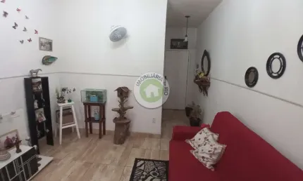 APARTAMENTO TÉRREO GRADEADO REFORMADO E MOBILIADO À VENDA