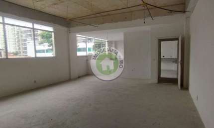 Comercial para Venda ou Locação na Freguesia (Jacarepaguá), Rio de Janeiro - RJ: 10 Salas, 4 Banheiros, 20 Vagas de Garagem, 2.193,00m² de Área. Ótimo Investimento para Vários Tipos de Negócio, Aprove