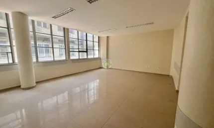 Sala comercial com 3 salas para alugar no Centro, Rio de Janeiro 