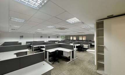 Sala comercial com 6 salas para alugar no Centro, Rio de Janeiro 