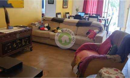 Apartamento à venda no Anil, Rio de Janeiro-RJ: 2 quartos, 1 sala, 2 banheiros, 1 vaga de garagem, 80m² de área.