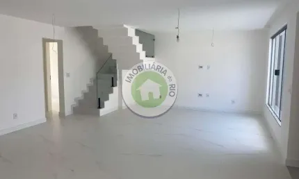 Casa em Condomínio de Luxo à Venda em Vargem Grande, Rio de Janeiro - 4 Quartos, 4 Suítes, 2 Salas, 2 Banheiros, 192m².