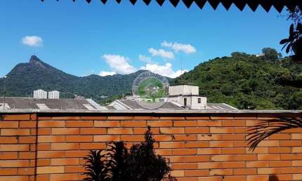 Cobertura de Luxo à Venda em Laranjeiras, Rio de Janeiro-RJ: 4 Quartos, 1 Suíte, 2 Salas, 4 Banheiros, 3 Vagas de Garagem, 421m².