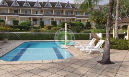 CASA DE LUXO EM CONDOMÍNIO FECHADO EM ANGRA- 4 SUÍTES - 280 M2