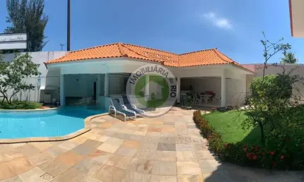 Magnífica casa duplex com 5 Suites na Barra da Tijuca!