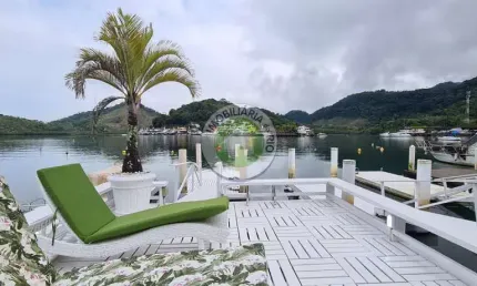 Casa de 160m², 4 quartos no condomínio Village Itanema - Angra dos Reis