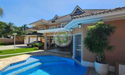 Imóvel luxuoso na Barra da Tijuca: casa de 5 quartos com 5 suítes, 770m², à venda ou locação no Rio de Janeiro-RJ!