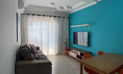 Apartamento mobiliado a 900 metros da praia dos ingleses