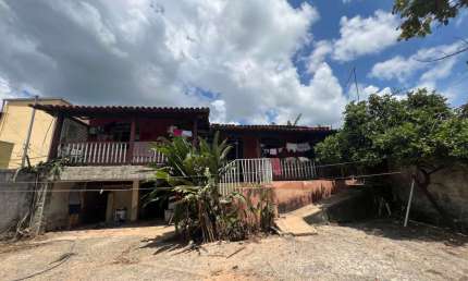 Casa com 4 quartos à venda na Rua Midéia Rossi Nogueira, 95, Status, Ribeirão das Neves por R$ 299.000