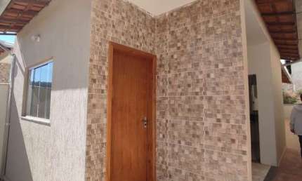 Casa geminada para venda em Esmeraldas, bairro São Pedro
