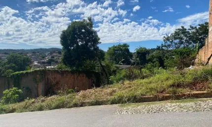 Terreno em condomínio fechado à venda na Rua Dias Gomes, 134, Barcelona, Ribeirão das Neves por R$ 95.000