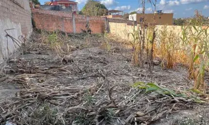 Terreno em condomínio fechado à venda na Rua Monte Verde, 52, Metropolitano, Ribeirão das Neves por R$ 50.000