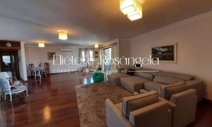 Apartamento para venda com 270 m² e 4 vagas, na Vila Adyana!!
