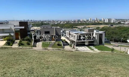 Terreno  900 m2 no Reserva do Paratehy com vista para a cidade!!