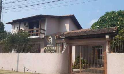 Casa com 5 dormitórios na Lomba da Tarumã-Aceita financiamento bancário e FGTS