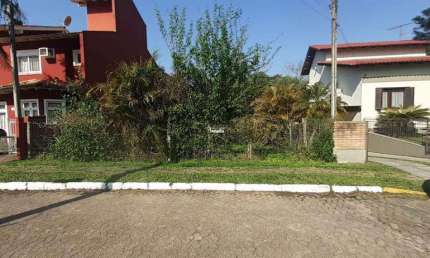 Lindo Terreno com 11x35 no Condomínio Cantegril Fase 2 em Viamão