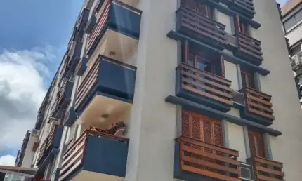 Apartamento para venda  no Bairro Independência em Porto Alegre