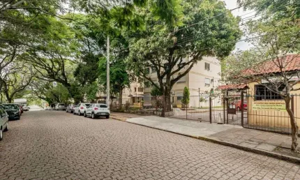 Apartamento para venda  no Bairro SANTO ANTONIO em Porto Alegre