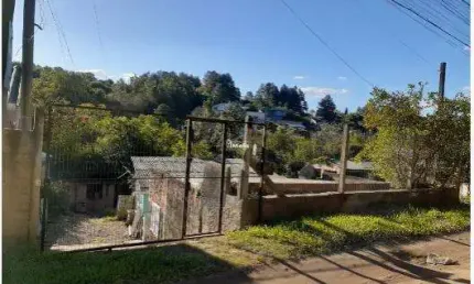 ótimo terreno à uma quadra do lago Tarumã em Viamão