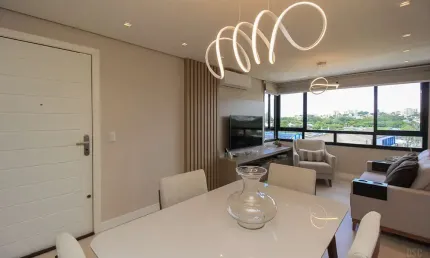 Apartamento para venda  no Bairro Santa Maria Goretti em Porto Alegre