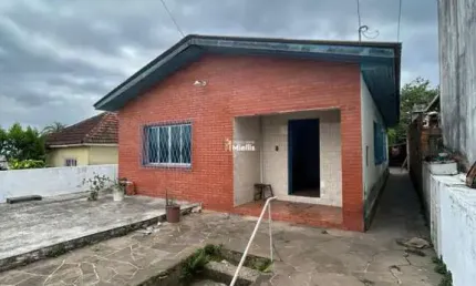 OPORTUNIDADE DE INVESTIMENTO - CASA A 50M² DA FAIXA - PARADA 42 - VIAMÃO