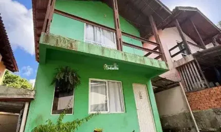 SOBRADO EM ÓTIMA LOCALIZAÇÃO - PARADA 43 - VIAMÃO RS