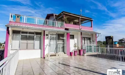 Casa semimobiliada com closet e churrasqueira em Viamópolis, Viamão - Venda