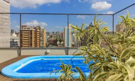 Cobertura Duplex para venda  no Bairro Auxiliadora em Porto Alegre