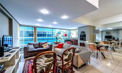 Apartamento para venda  no Bairro Auxiliadora em Porto Alegre