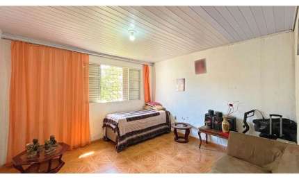 Casa para venda  no Bairro Partenon em Porto Alegre
